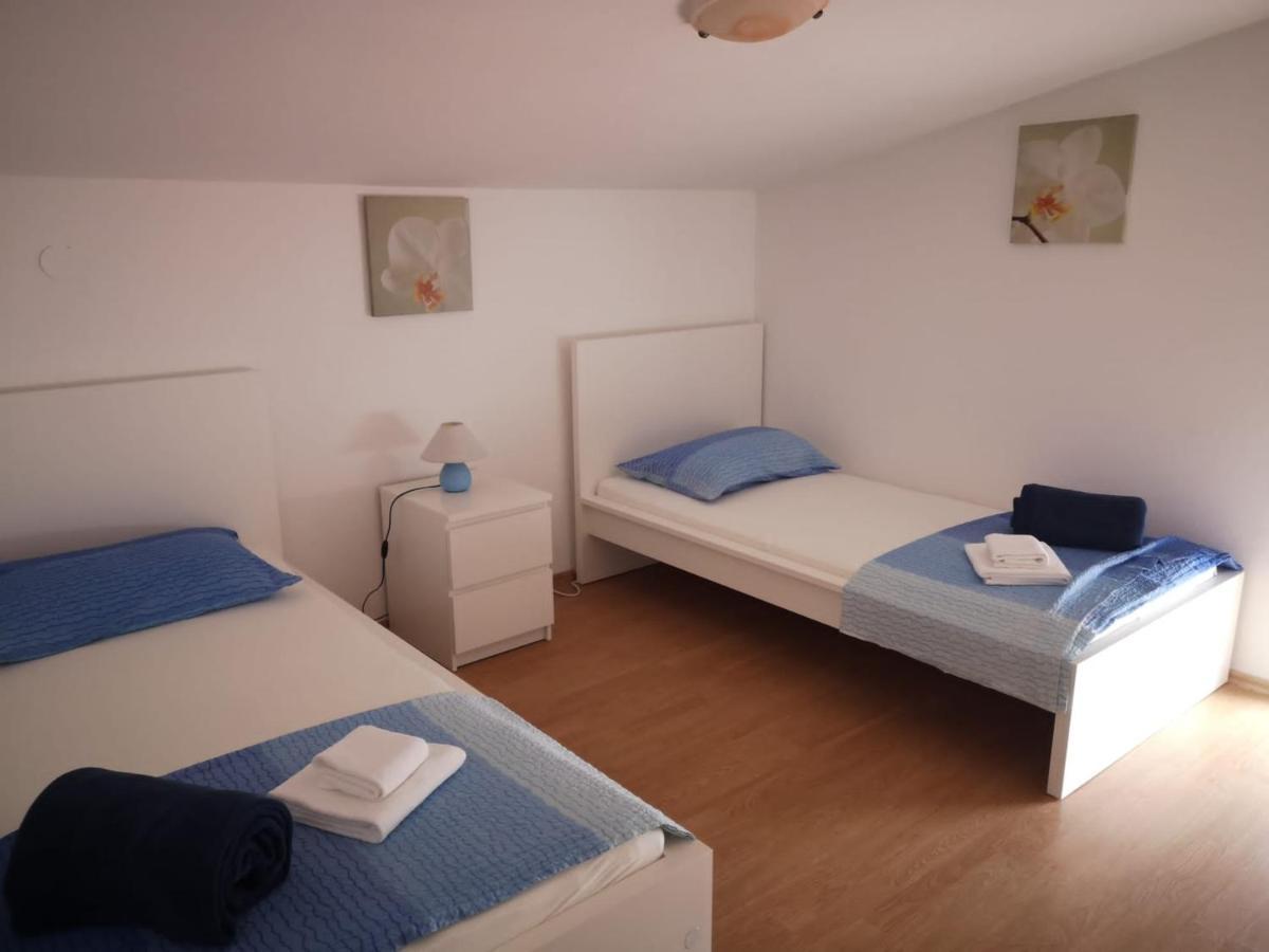 Apartments Tara Ražanac Εξωτερικό φωτογραφία